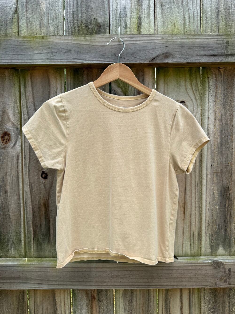 Livi by Olivia Rae Beige Cotton Baby Tee Size L Fitted Stretch Tee